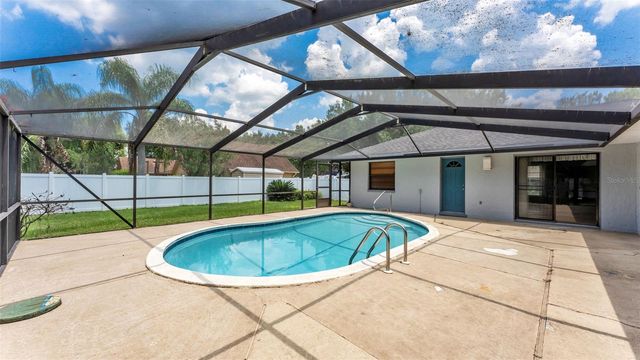 2208 GROVEGLEN CIRCLE, Lakeland, FL 33812
