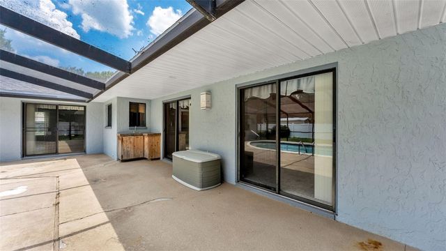 2208 GROVEGLEN CIRCLE, Lakeland, FL 33812