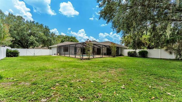 2208 GROVEGLEN CIRCLE, Lakeland, FL 33812