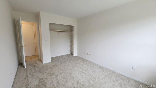 14 Skyline Drive 14, Fishkill, NY 12524
