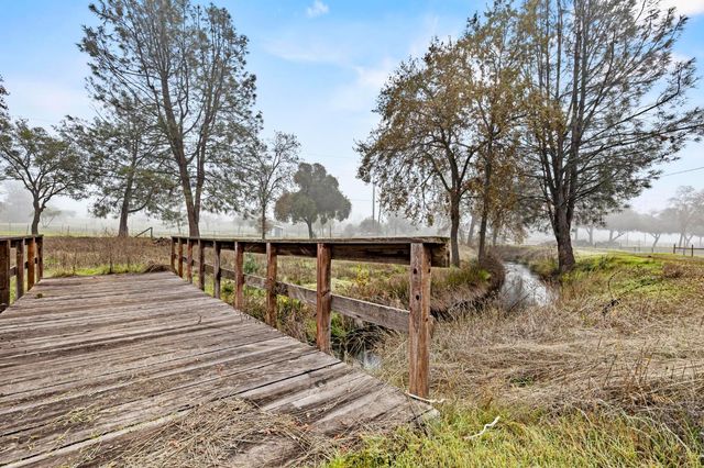 58 Tribulation Trl, Oroville, CA 95966