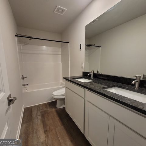 220 River Meadow Drive, Lagrange, GA 30241