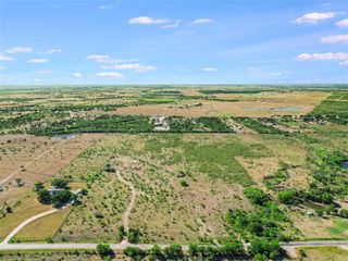 550 Schubert LN, Kyle, TX 78640