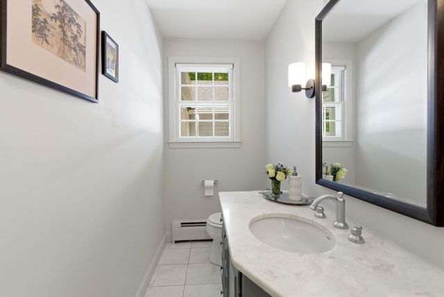 5 Landau Lane, Andover, MA 01810