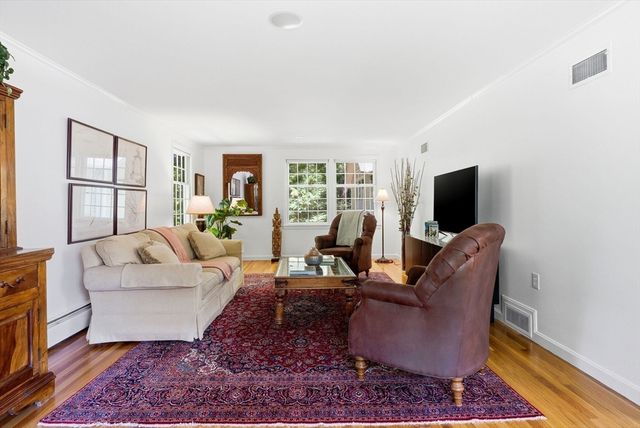 5 Landau Lane, Andover, MA 01810