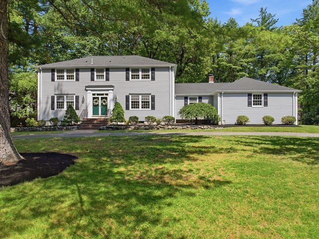 5 Landau Lane, Andover, MA 01810