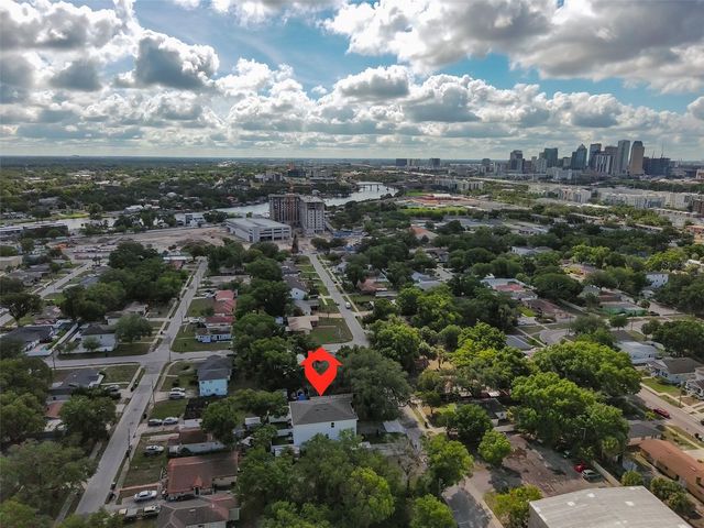 1911 W BEACH STREET, Tampa, FL 33607