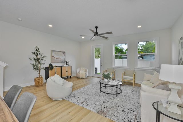 1911 W BEACH STREET, Tampa, FL 33607