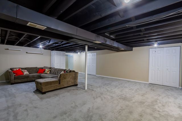 217 Fishing Lane 19, Wood Dale, IL 60191
