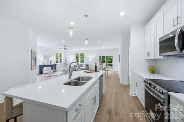 2705 Andrew Point Road, Denver, NC 28037