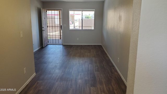 2737 N SALEM -- 201, Mesa, AZ 85215