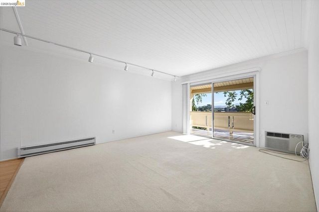 1305 Boulevard WAY APT 303, Walnut Creek, CA 94595