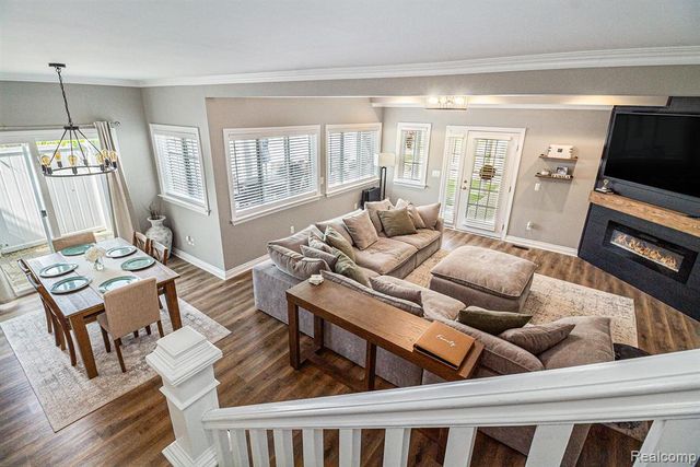 3280 Chambourne Street, Commerce Twp, MI 48382