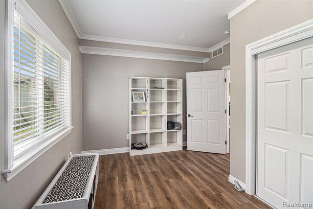 3280 Chambourne Street, Commerce Twp, MI 48382