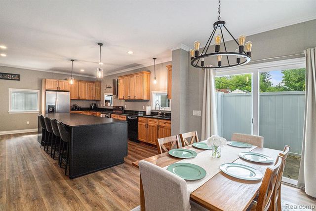 3280 Chambourne Street, Commerce Twp, MI 48382