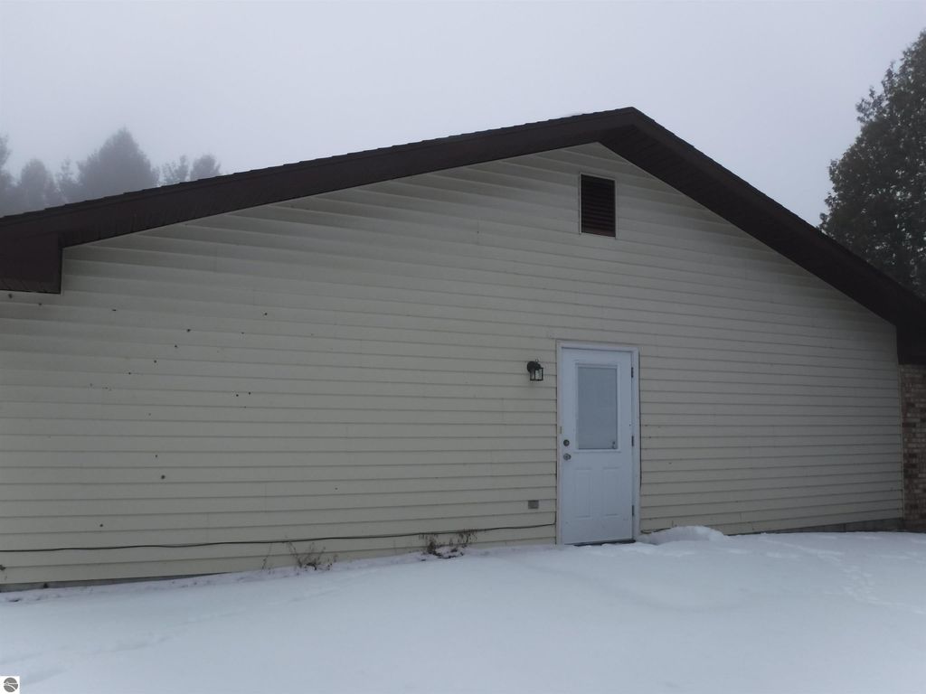 Image 4 of property listing at 329 W Main Street, Harrisville, MI 48740
