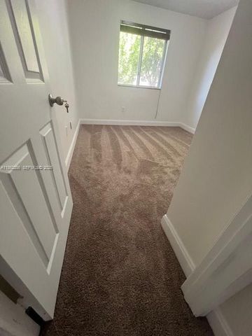 2217 SE 23rd Road 2217, Homestead, FL 33035