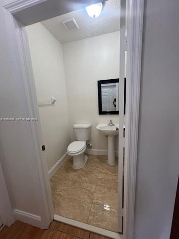 2217 SE 23rd Road 2217, Homestead, FL 33035