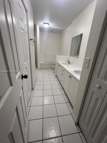 2217 SE 23rd Road 2217, Homestead, FL 33035