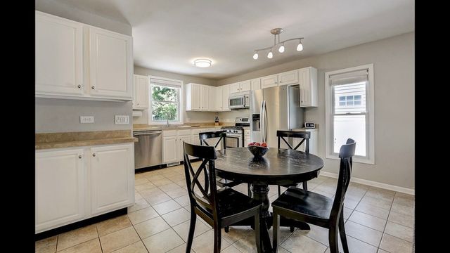 1025 N Main Street, Naperville, IL 60563