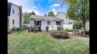 1025 N Main Street, Naperville, IL 60563