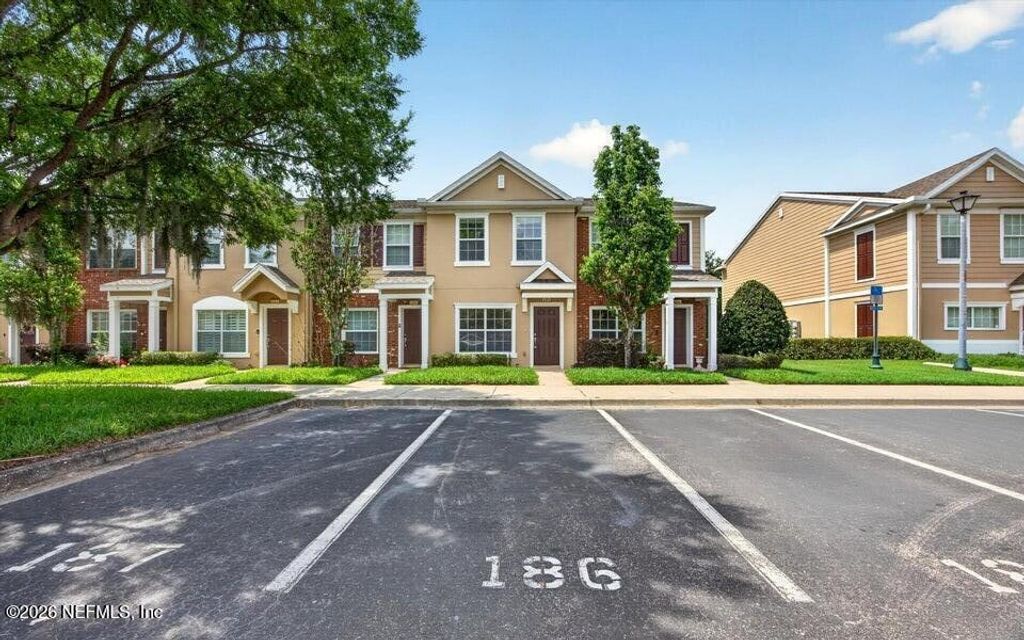 8098 SUMMER PALM Court, Jacksonville, FL 32256