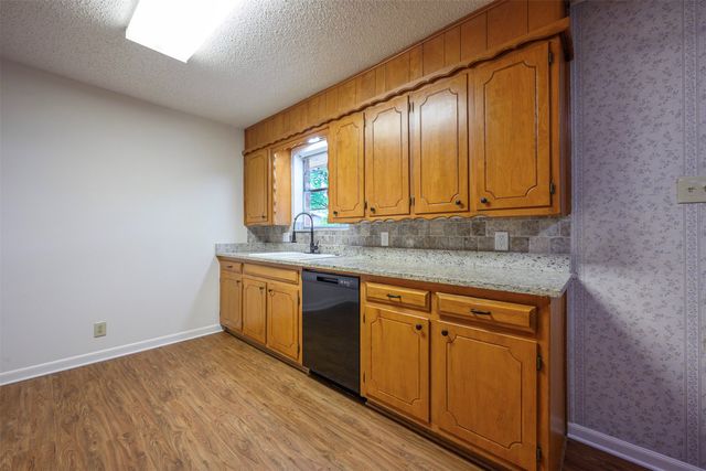 820 N Avenue A, Springtown, TX 76082
