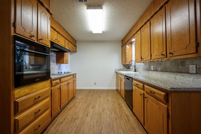 820 N Avenue A, Springtown, TX 76082