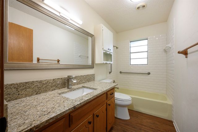 820 N Avenue A, Springtown, TX 76082