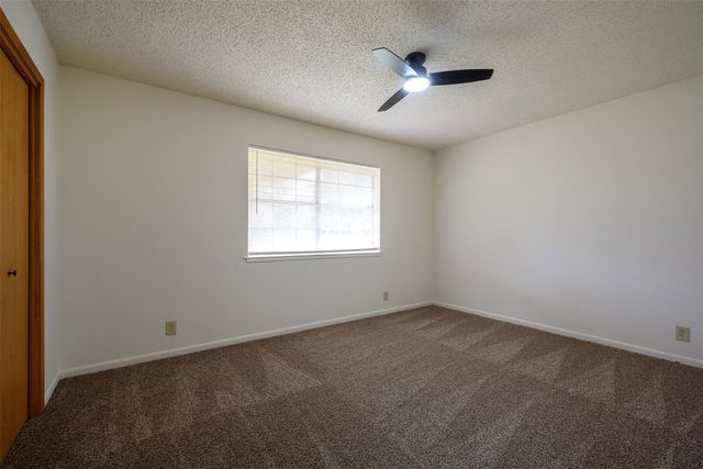 820 N Avenue A, Springtown, TX 76082