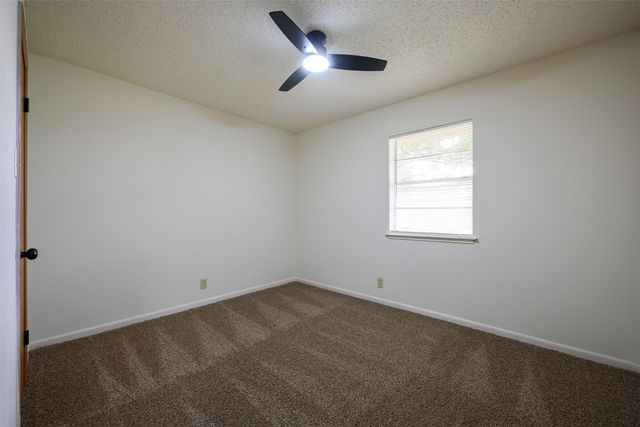 820 N Avenue A, Springtown, TX 76082
