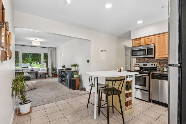 1245 Deloris Drive, Waterloo, IA 50701