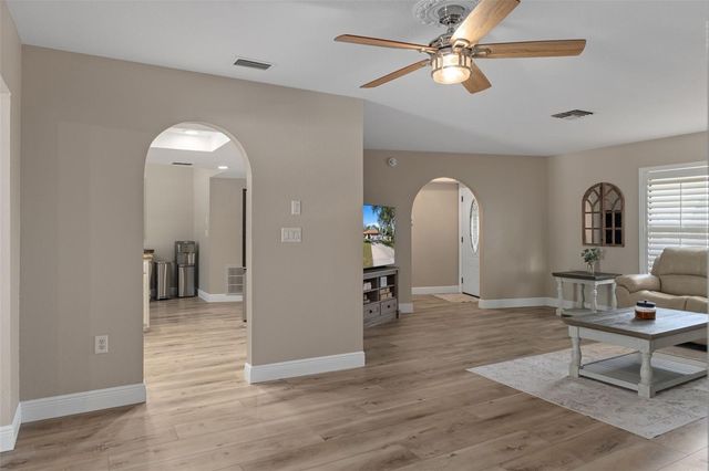 7851 FLORAL DRIVE, Weeki Wachee, FL 34607