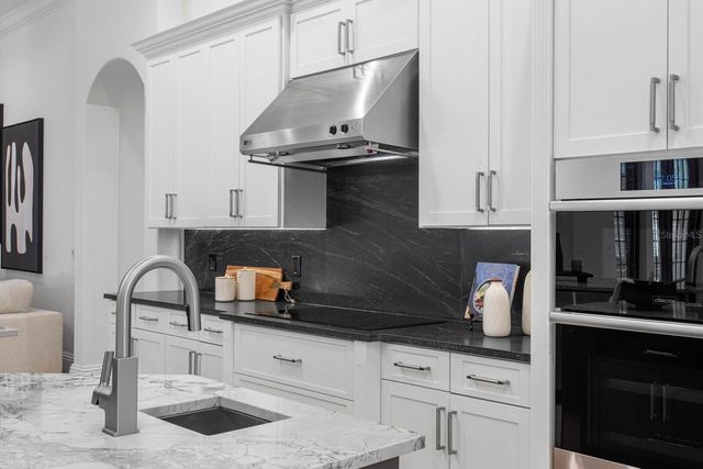 9916 MENANDER WOOD COURT, Odessa, FL 33556