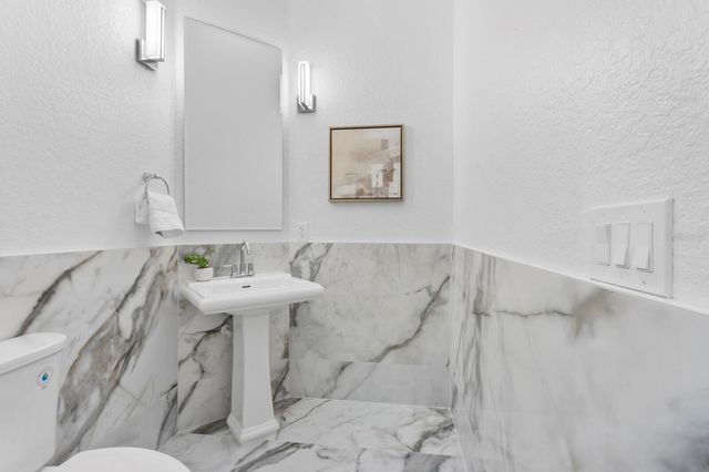 9916 MENANDER WOOD COURT, Odessa, FL 33556