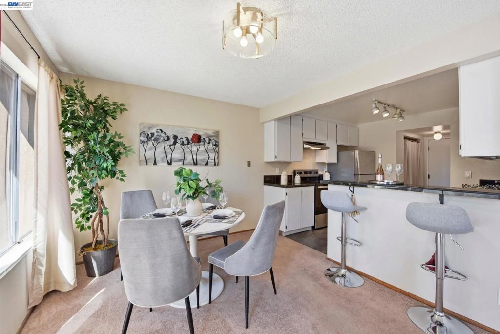 Image 16 of property listing at 27773 Pistachio Ct, Hayward, CA 94544