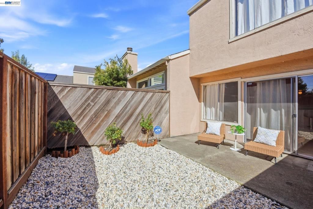 Image 33 of property listing at 27773 Pistachio Ct, Hayward, CA 94544