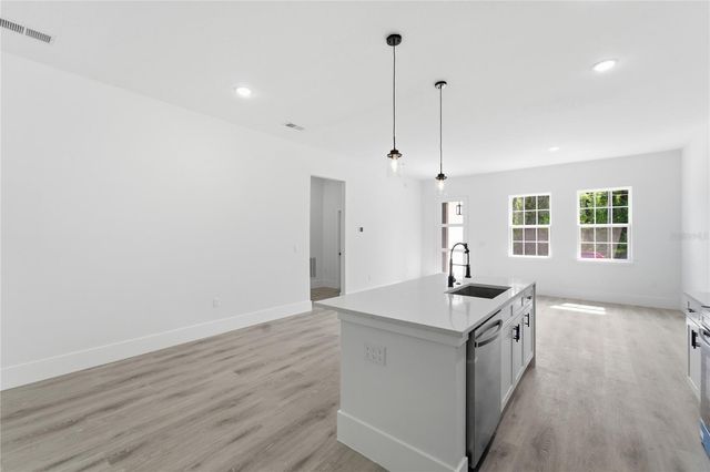 238 E CALDWELL DRIVE, Dunnellon, FL 34434
