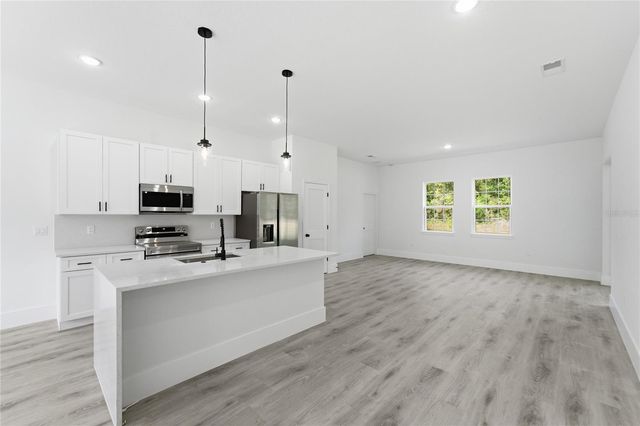 238 E CALDWELL DRIVE, Dunnellon, FL 34434