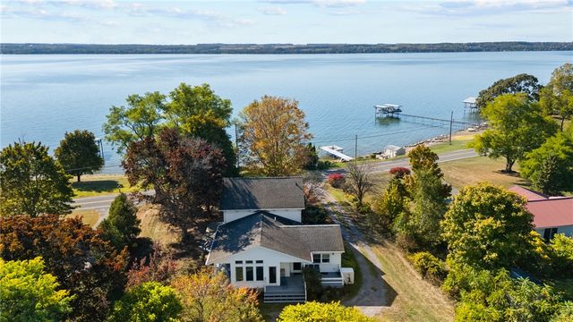 4911 E Lake Road, Varick, NY 14541