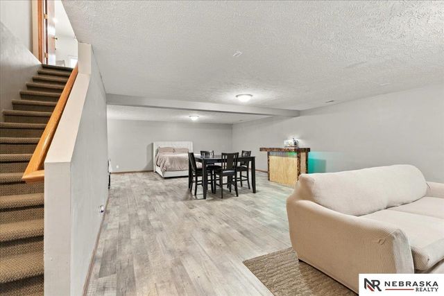 5115 S 194th Avenue, Omaha, NE 68135
