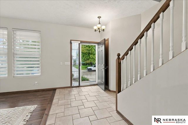 5115 S 194th Avenue, Omaha, NE 68135