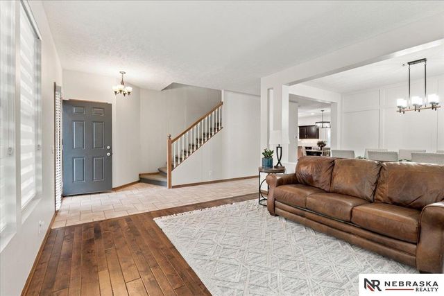 5115 S 194th Avenue, Omaha, NE 68135