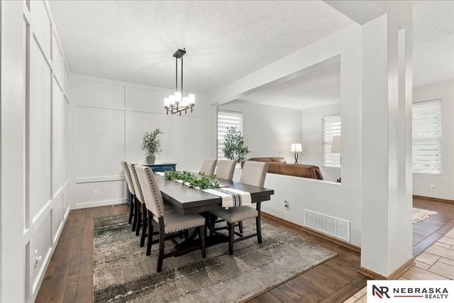 5115 S 194th Avenue, Omaha, NE 68135