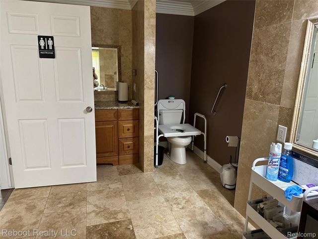 35851 Thornton Drive, Sterling Heights, MI 48310