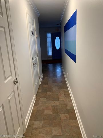 35851 Thornton Drive, Sterling Heights, MI 48310