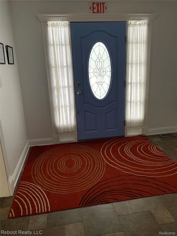 35851 Thornton Drive, Sterling Heights, MI 48310