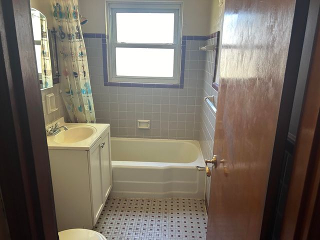 15 Sweetbriar Avenue, Florence, KY 41042