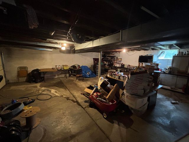 15 Sweetbriar Avenue, Florence, KY 41042