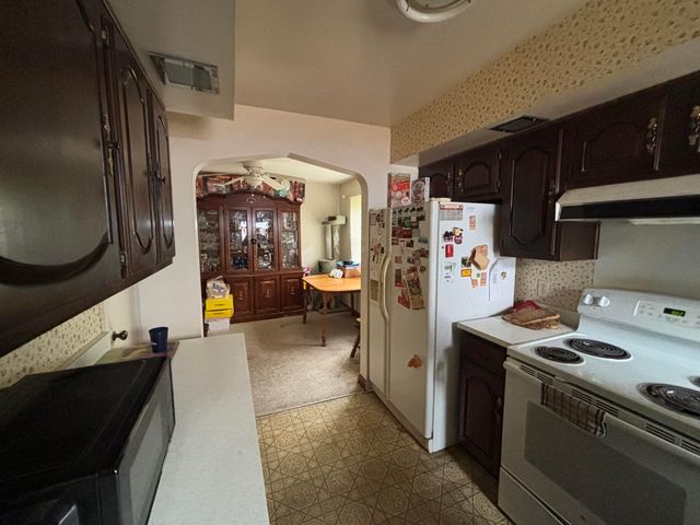 15 Sweetbriar Avenue, Florence, KY 41042